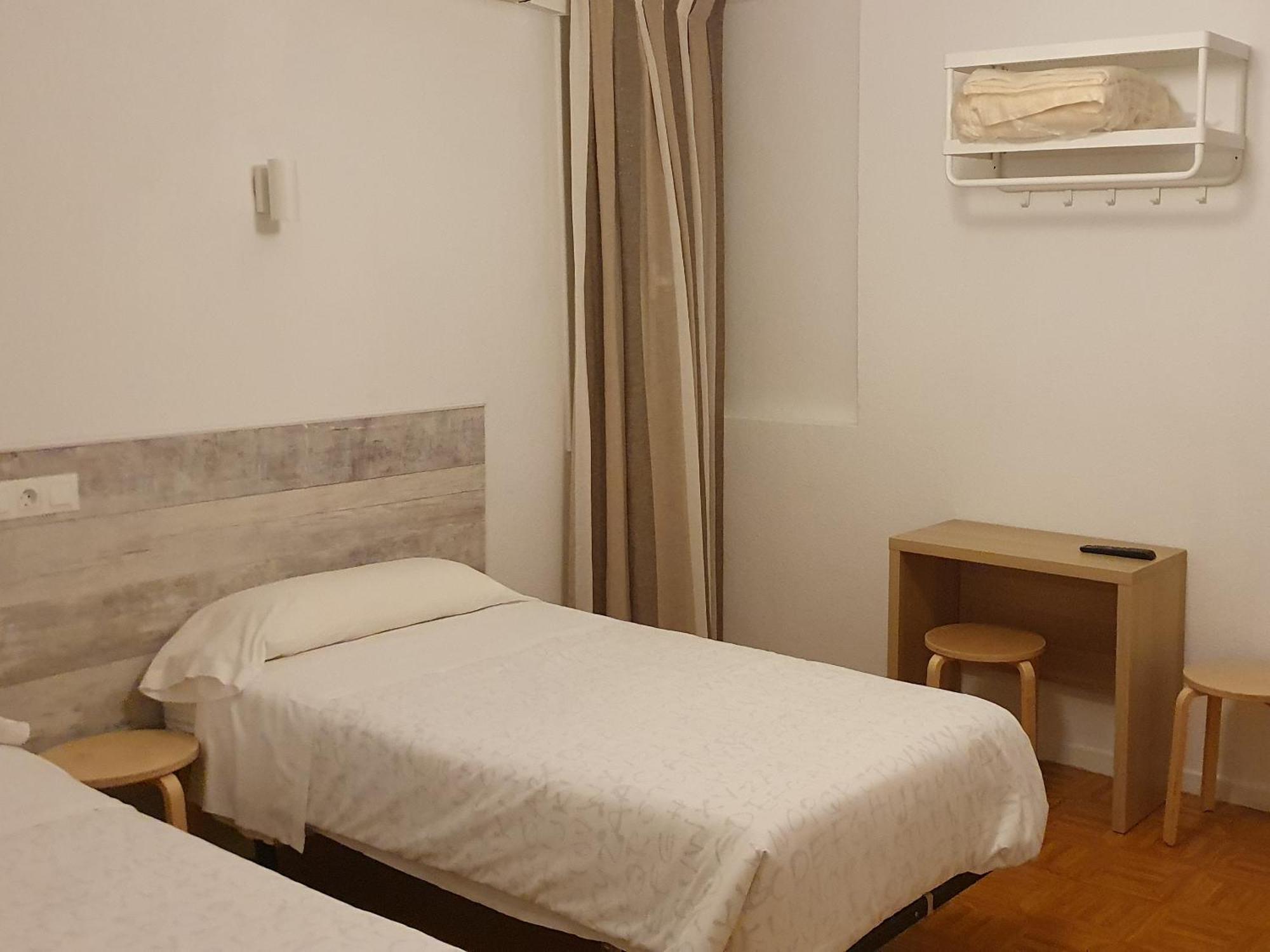 Hostal Ginebra -Madrid Centro Gran Via Sol- מראה חיצוני תמונה